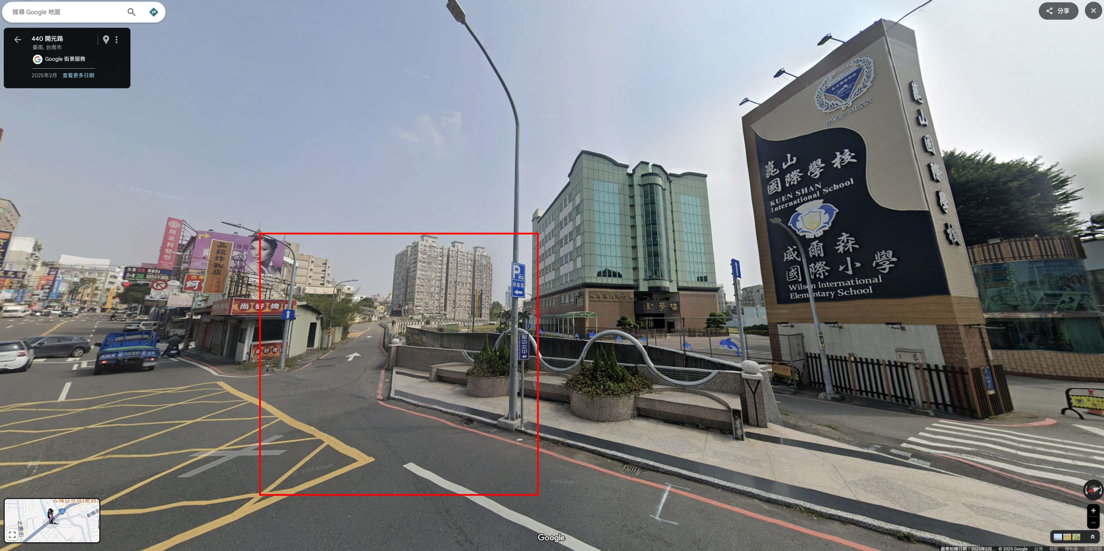2025.08.12，14:05-台南市中山南路(開元路)與新興街口(崑山國際學校牌樓前)